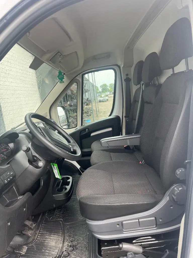 Peugeot Boxer GB 335 L3h2 Bluehdi 140PK S&S 2023 Wit uit 2023, foto 5
