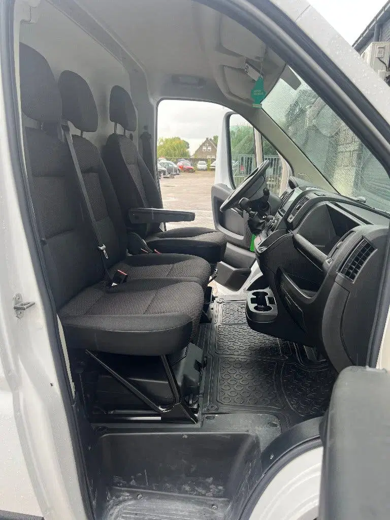 Peugeot Boxer GB 335 L3h2 Bluehdi 140PK S&S 2023 Wit uit 2023, foto 6