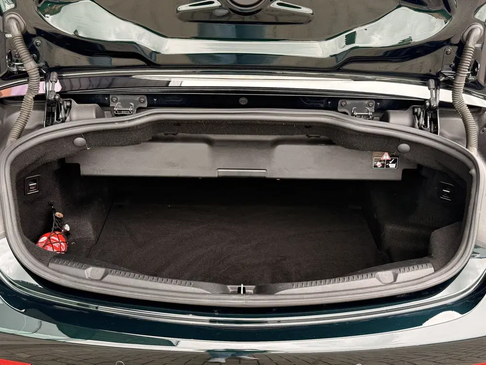 Mercedes-Benz E-Klasse 300 Premium Plus uit 2019, foto 18