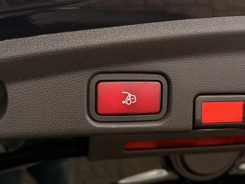 Mercedes-Benz E-Klasse 300 Premium Plus uit 2019, foto 19