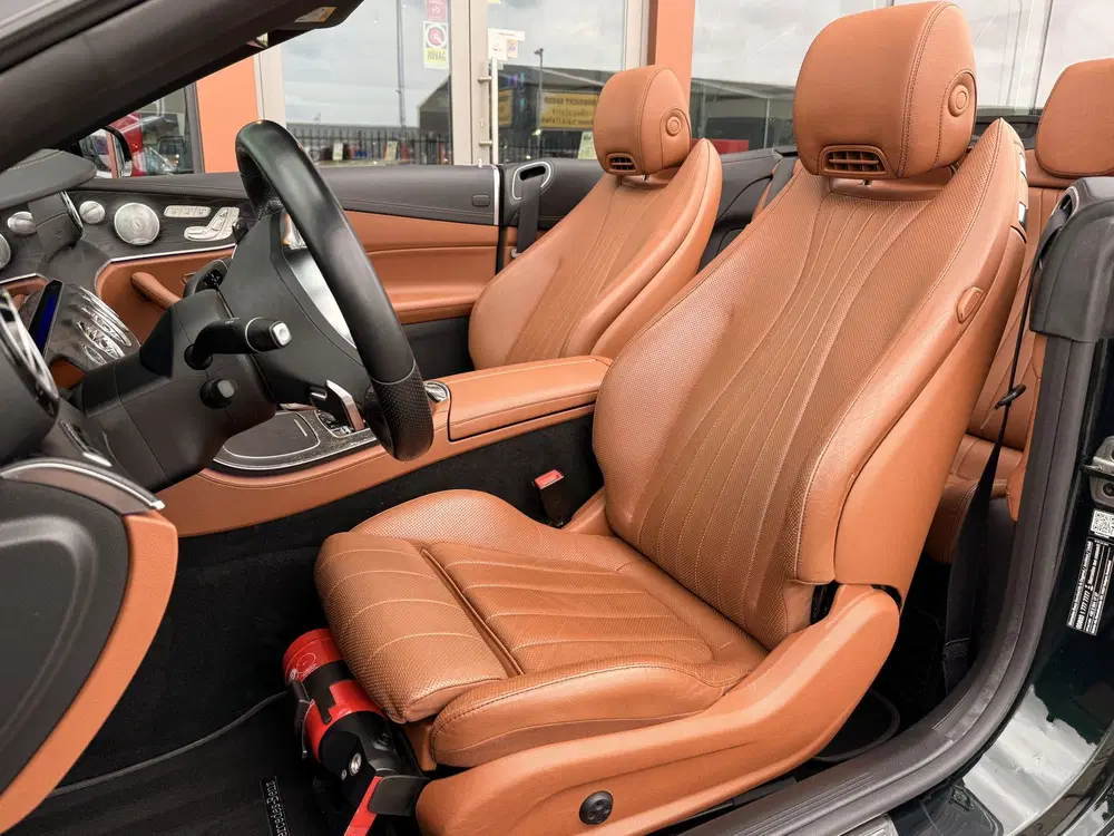 Mercedes-Benz E-Klasse 300 Premium Plus uit 2019, foto 5