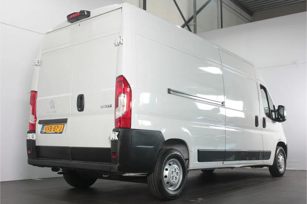 Peugeot Boxer 2.2 BlueHDi 140 L3H2 3.3t uit 2023, foto 9