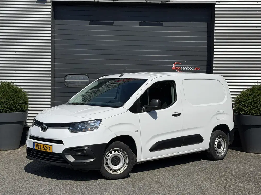 Toyota Proace City 1.2 Turbo Live uit 2023