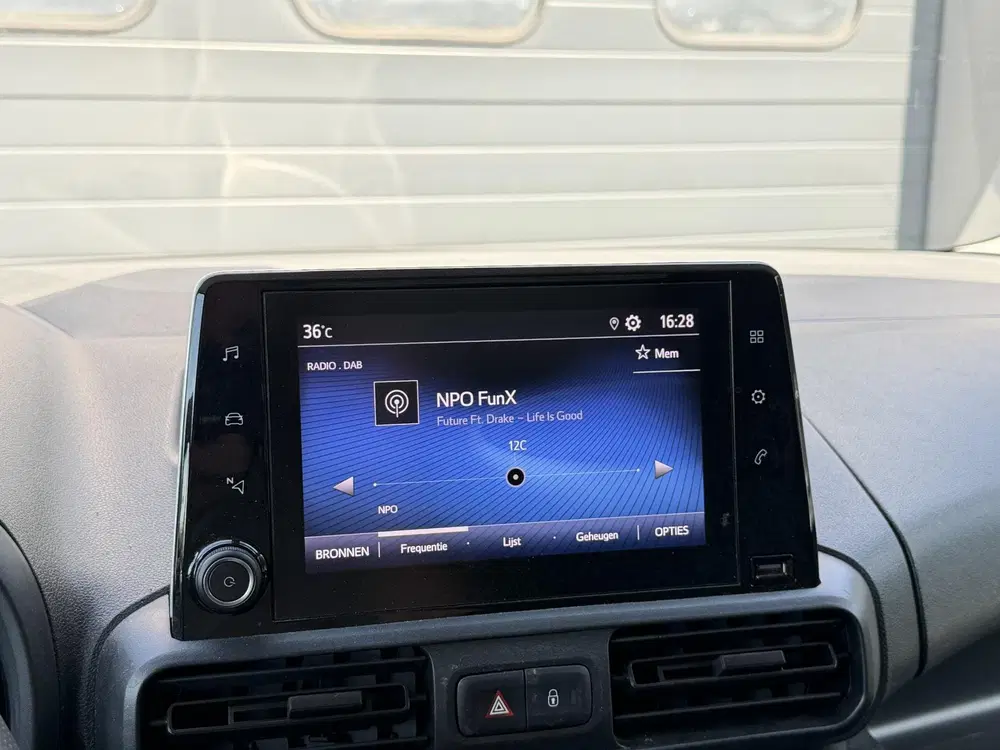 Toyota Proace City 1.2 Turbo Live uit 2023, foto 20