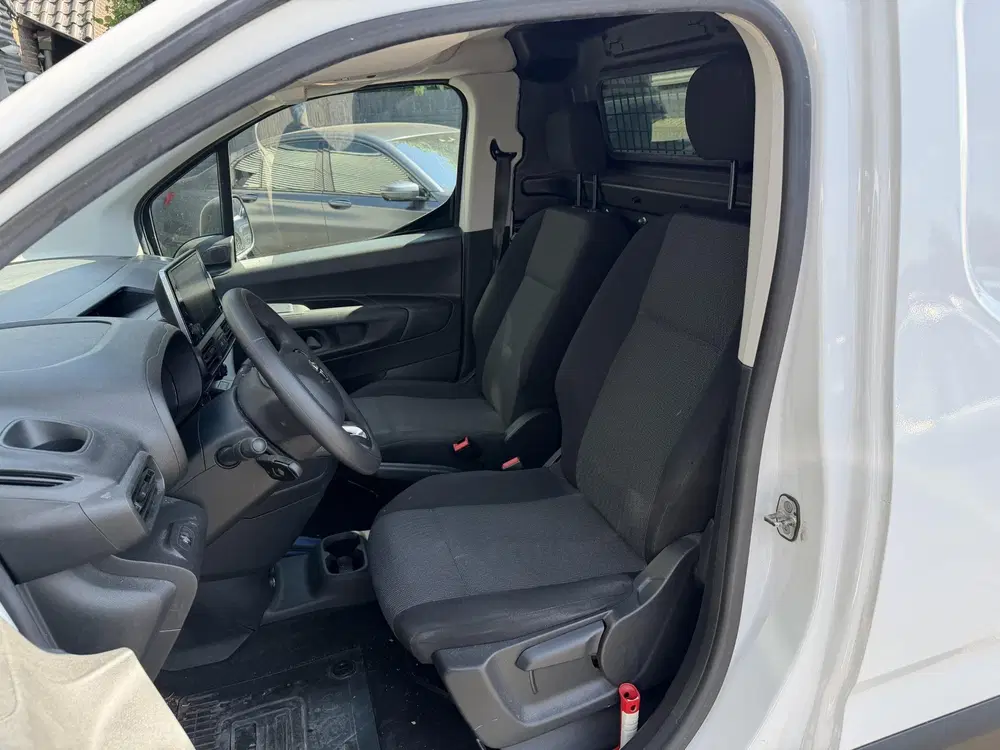 Toyota Proace City 1.2 Turbo Live uit 2023, foto 9