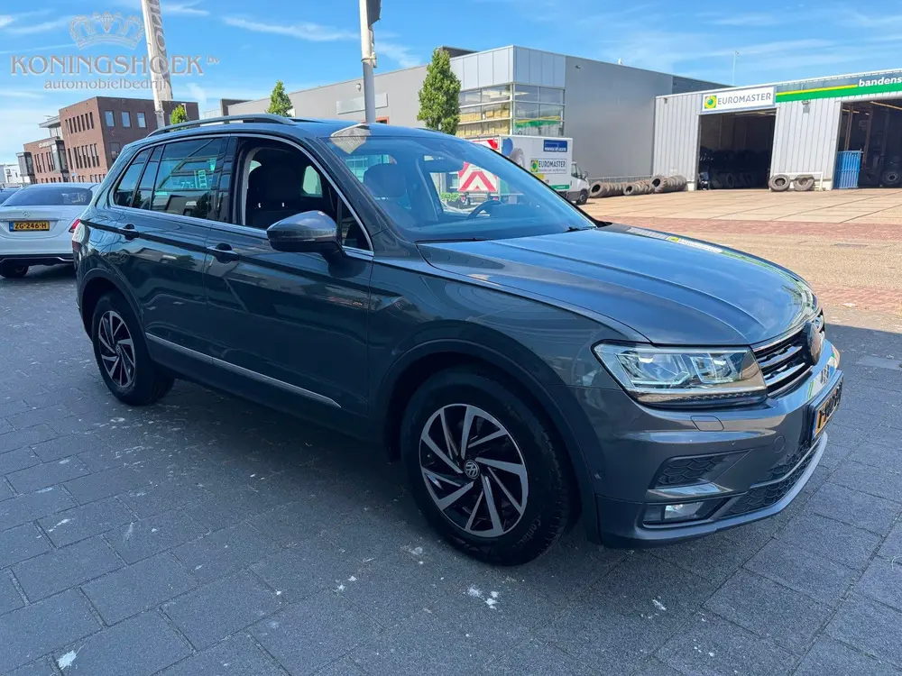 Volkswagen Tiguan 2.0 TSI 4Motion Highline Business R uit 2019, foto 3
