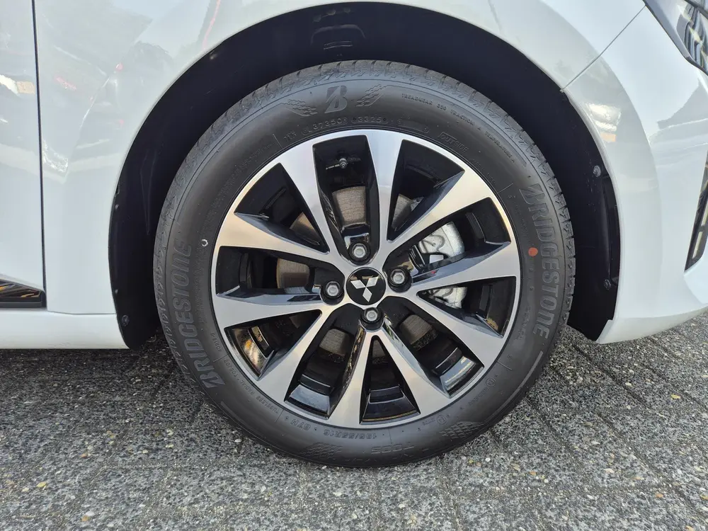 Mitsubishi Colt 1.6 HEV Intense uit 2026, foto 11