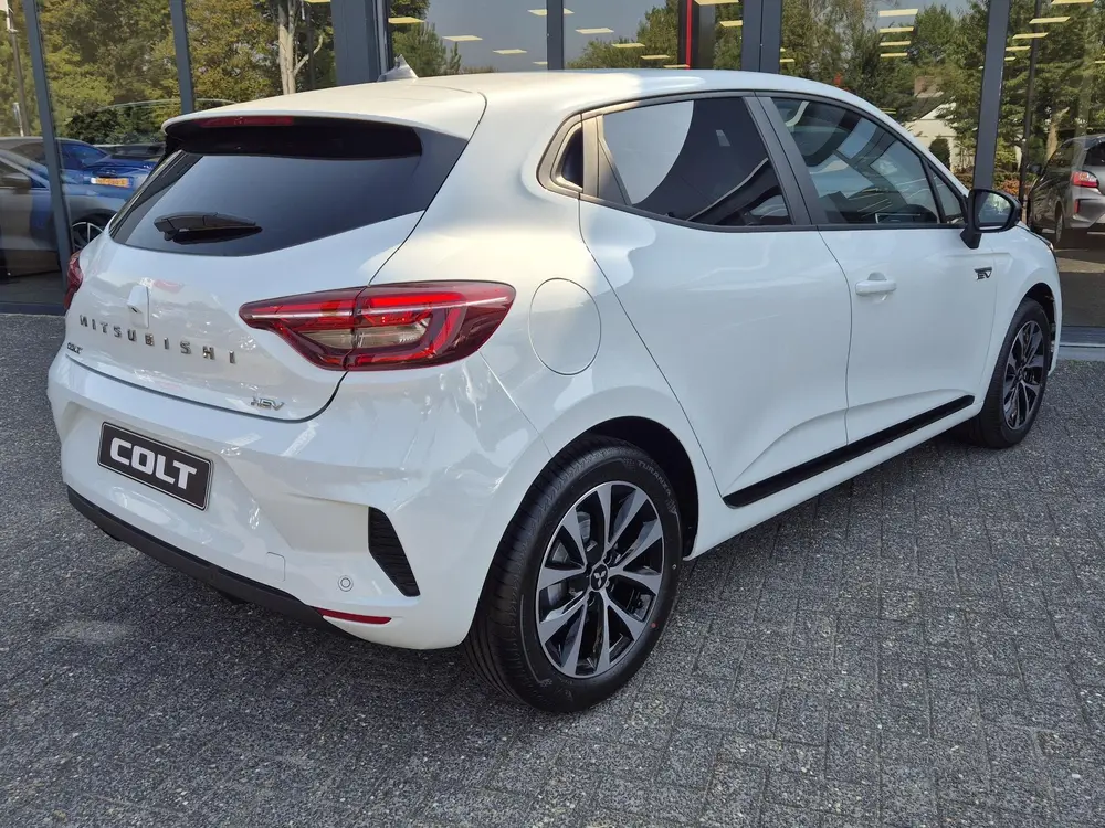 Mitsubishi Colt 1.6 HEV Intense uit 2026, foto 4