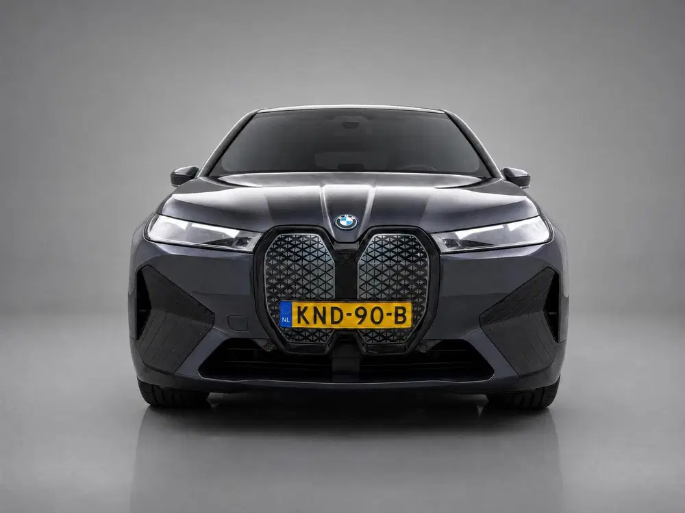 BMW iX M60 Excellence 112 kWh uit 2023, foto 4