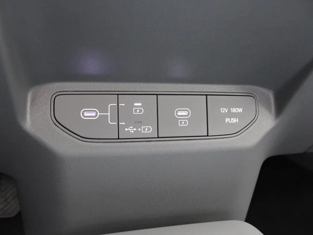 Kia EV3 Plus Advanced 81.4 kWh uit 2025, foto 19