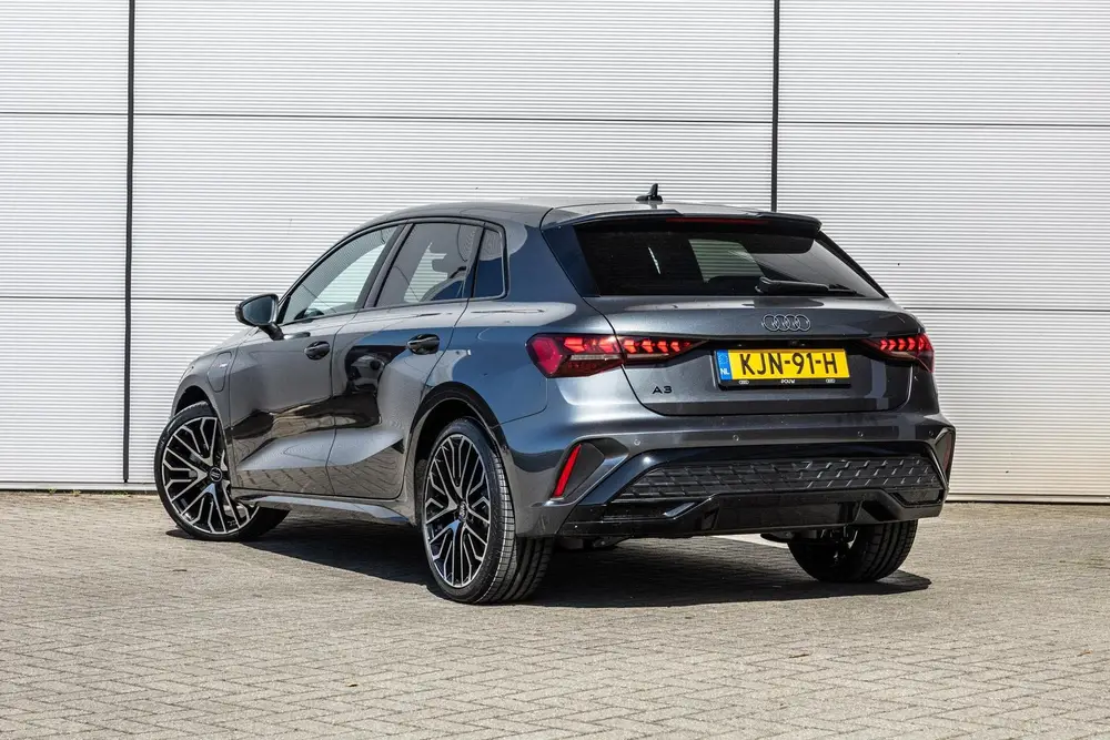 Audi A3 40 TFSIe 204pk S edition uit 2026, foto 11