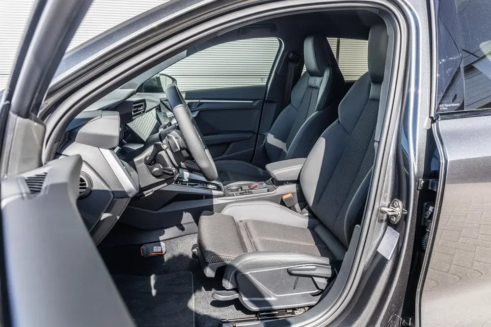Audi A3 40 TFSIe 204pk S edition uit 2026, foto 4