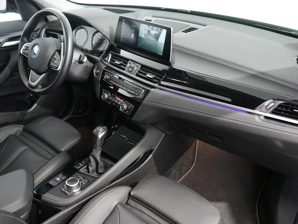 BMW X1 xDrive25e uit 2022, foto 4