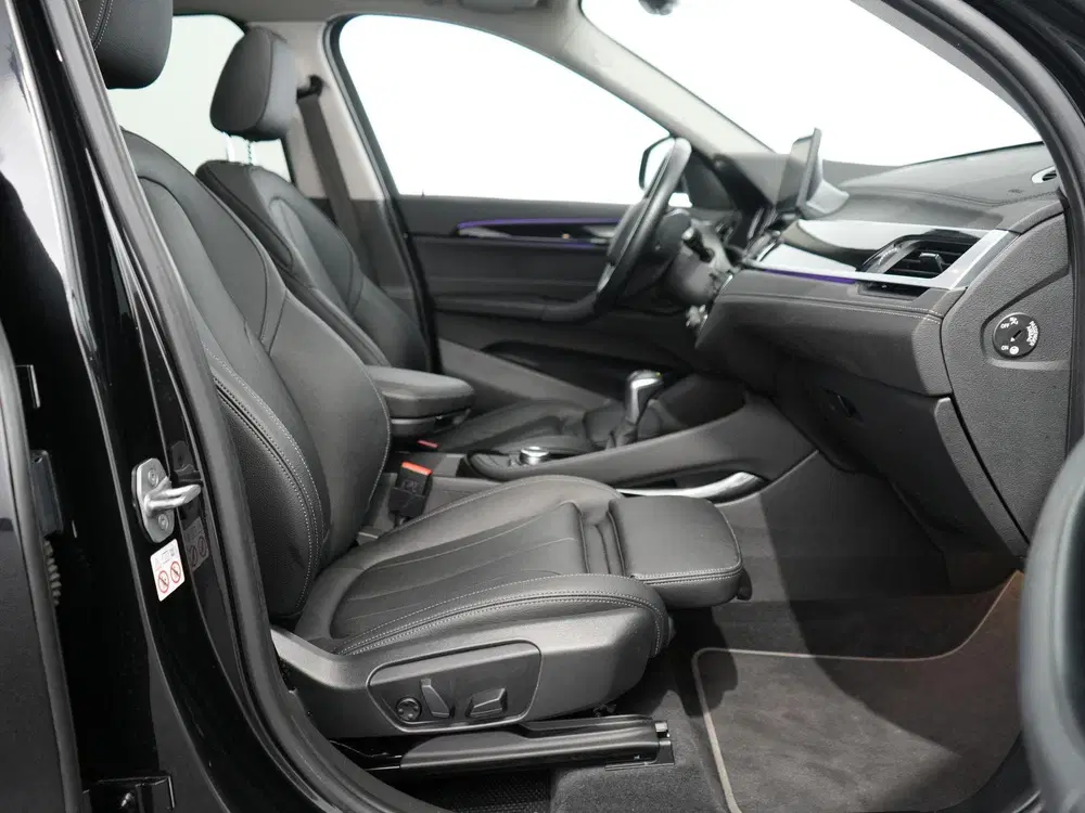 BMW X1 xDrive25e uit 2022, foto 5