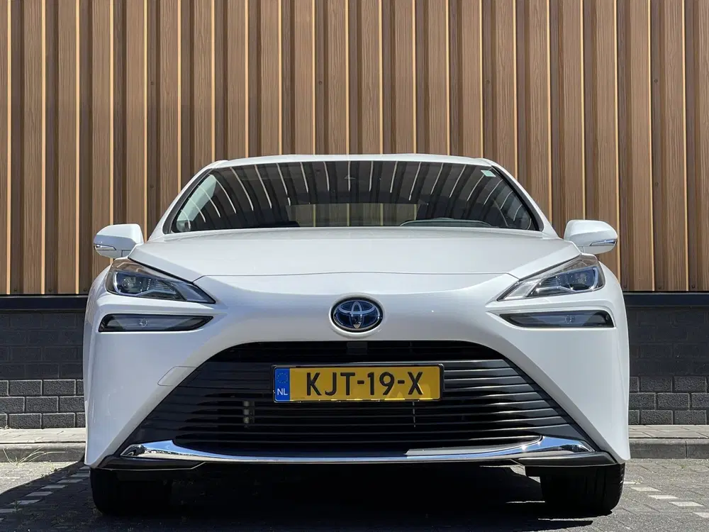Toyota Mirai Dynamic uit 2021, foto 2