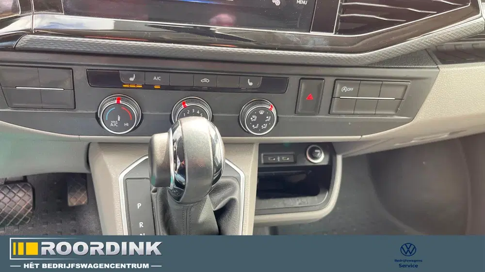 Volkswagen Transporter T6.1 TDI L2H1 30 uit 2023, foto 13