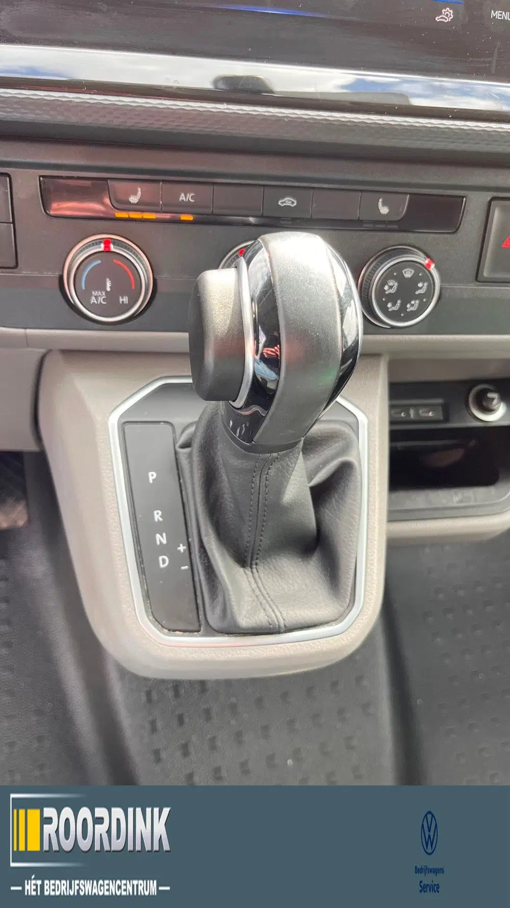 Volkswagen Transporter T6.1 TDI L2H1 30 uit 2023, foto 15