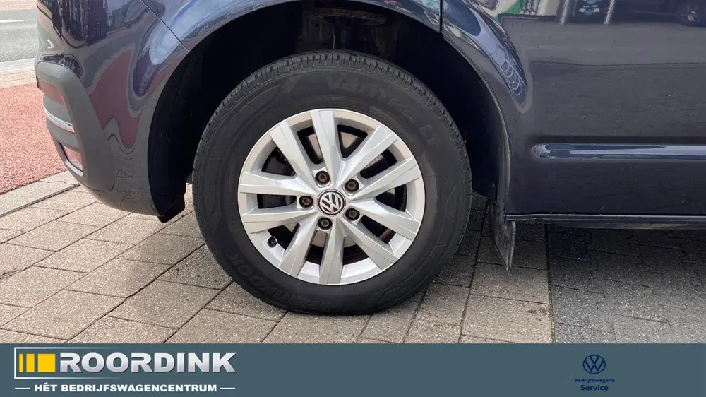 Volkswagen Transporter T6.1 TDI L2H1 30 uit 2023, foto 6
