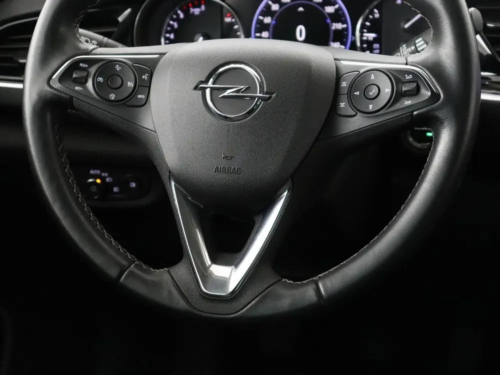 Opel Insignia 1.6 Turbo Innovation uit 2019, foto 8