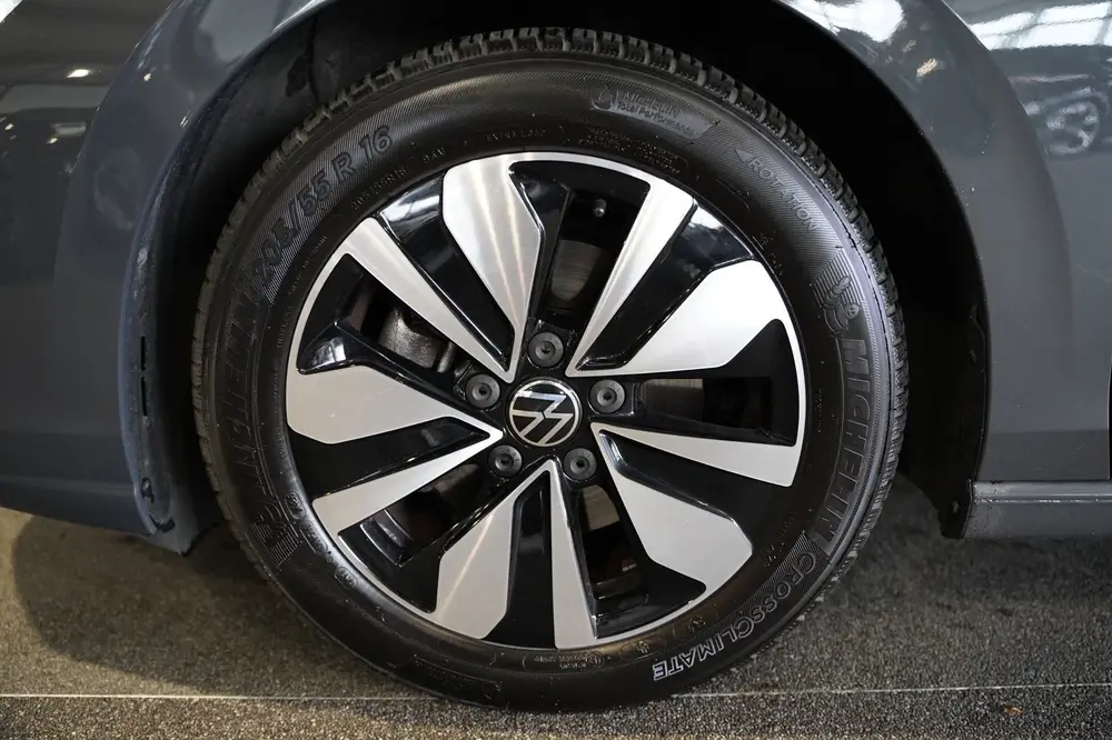 Volkswagen Golf 8.5 1.5 eTSI 150PK DSG Navi Led Camera Trekh uit 2025, foto 16