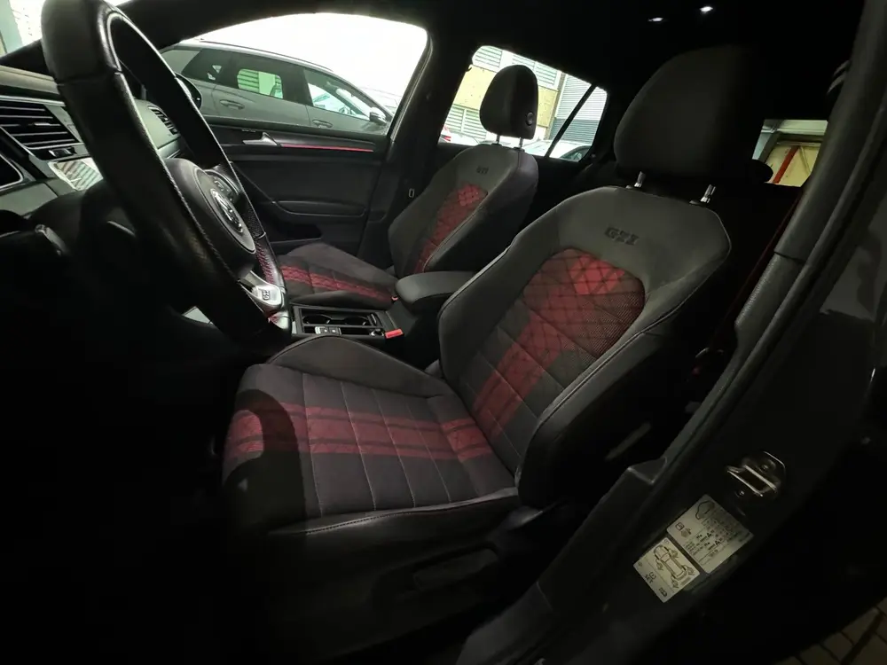 Volkswagen GOLF 2.0 TSI GTI TCR Pano|ACC|BlindSpot|Camera|La uit 2019, foto 5
