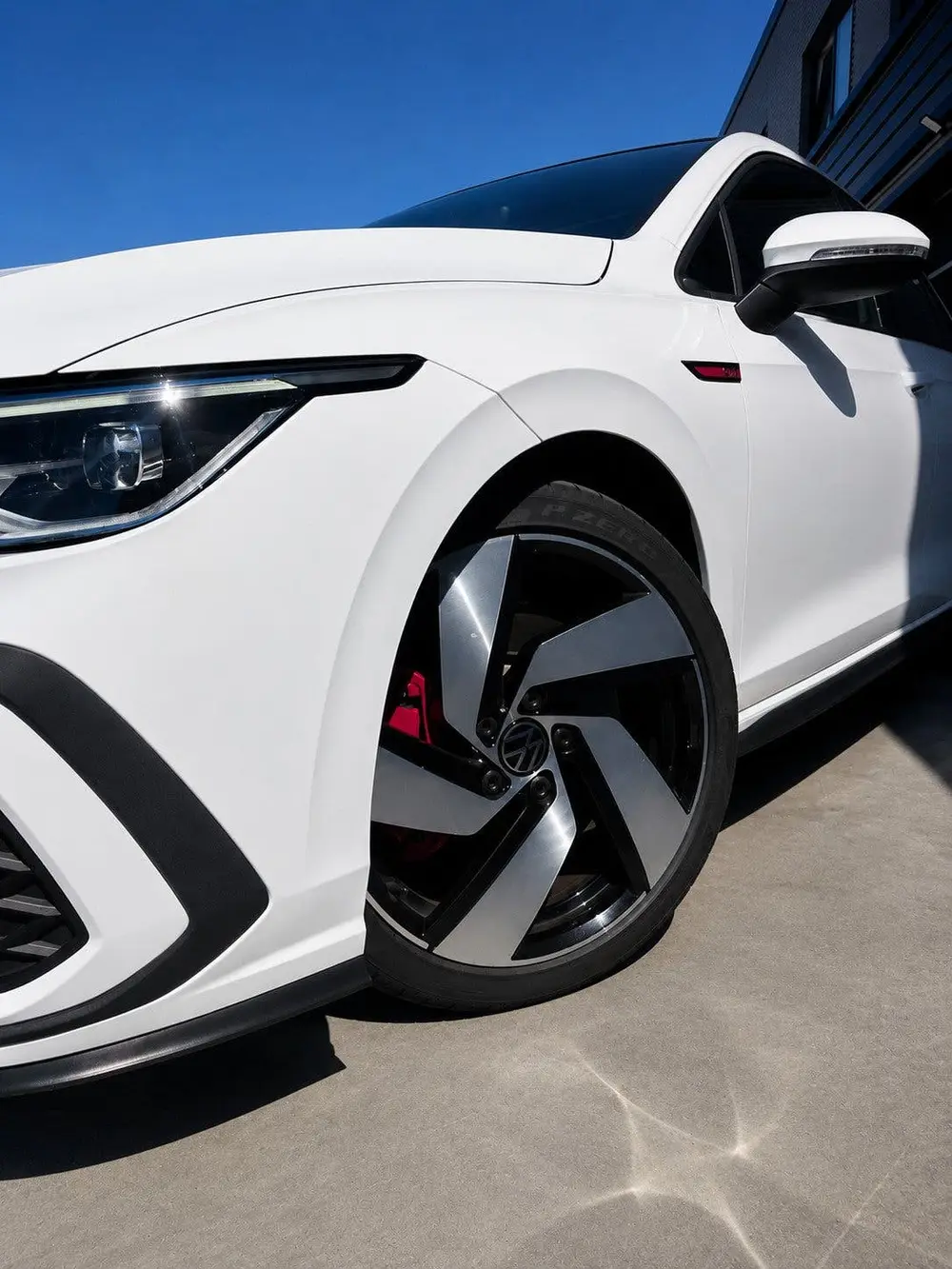 Volkswagen GOLF 2.0 TSI GTI uit 2021, foto 2