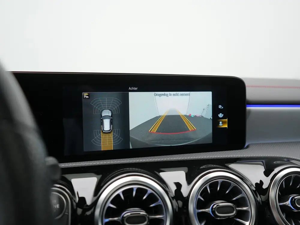 Mercedes-Benz CLA 200 Business Solutio uit 2022, foto 11