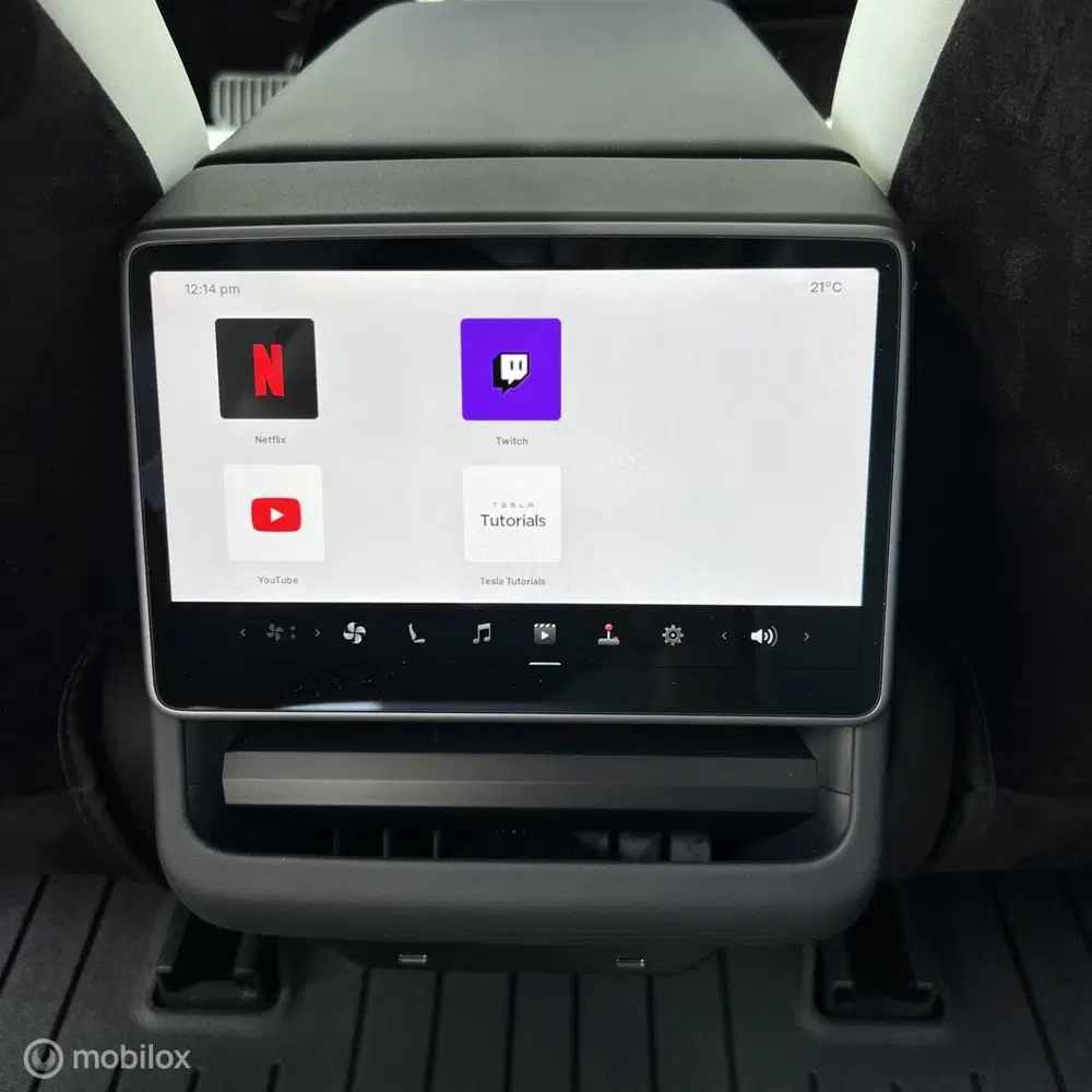 Tesla Model 3 Standard Range HIGHLAND + MMX PACK uit 2023, foto 19