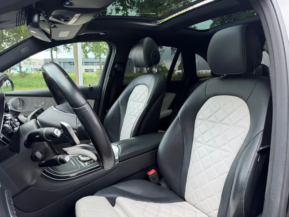 Mercedes-Benz GLC AMG 43 4MATIC Pano uit 2019, foto 17