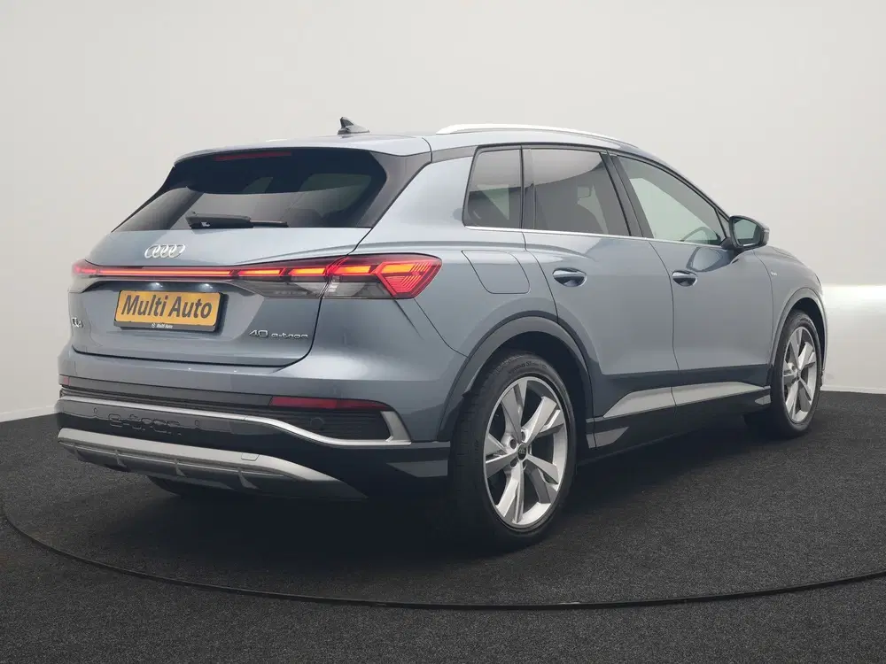 Audi Q4 e-tron 40 2x S Line 82 kWh 204pk Dealer O.H uit 2023, foto 3