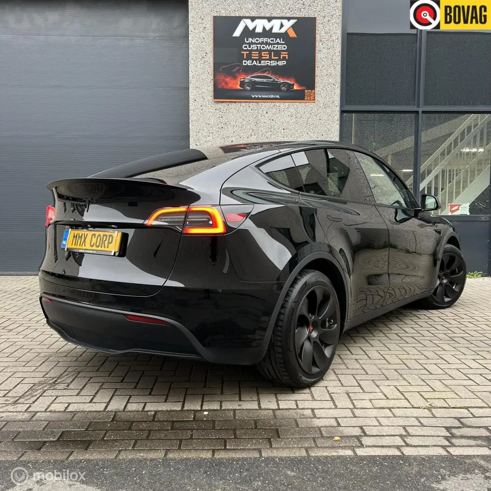 Tesla Model Y Long Range AWD + MMX PACK + IAP +WRAP +20I uit 2023
