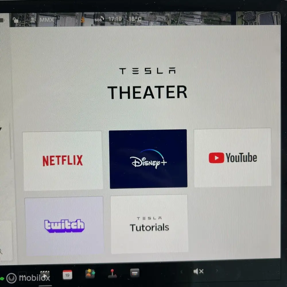 Tesla Model Y Long Range AWD + MMX PACK + IAP +WRAP +20I uit 2023, foto 12