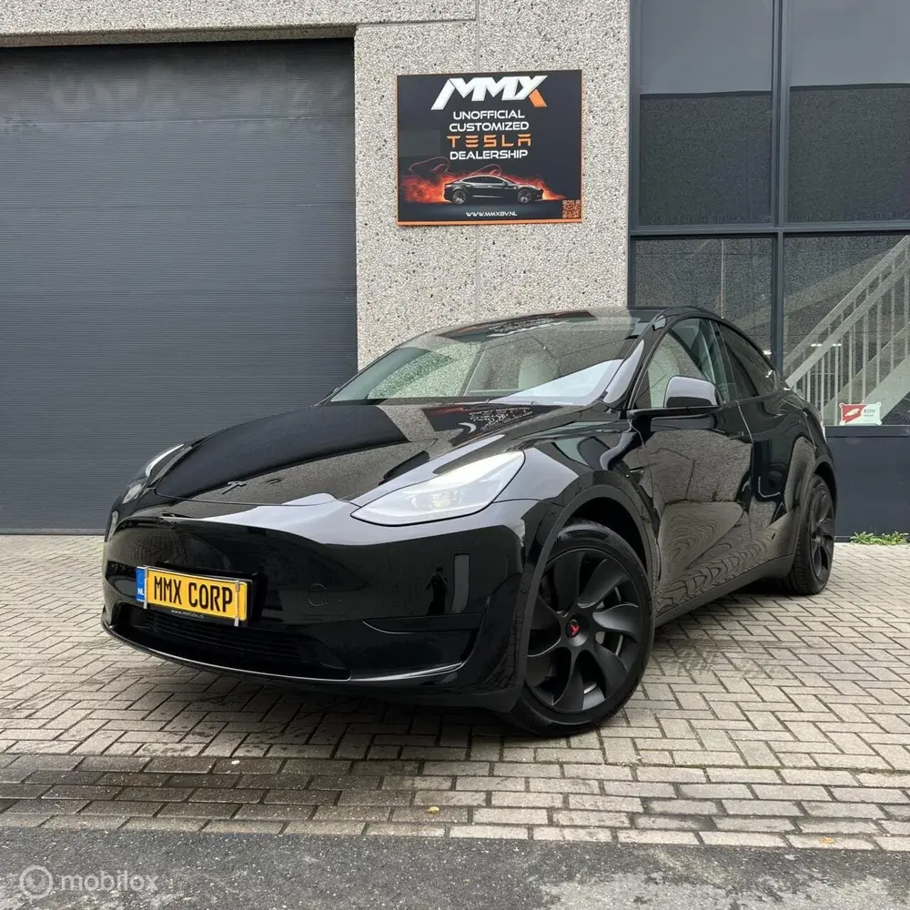 Tesla Model Y Long Range AWD + MMX PACK + IAP +WRAP +20I uit 2023, foto 5