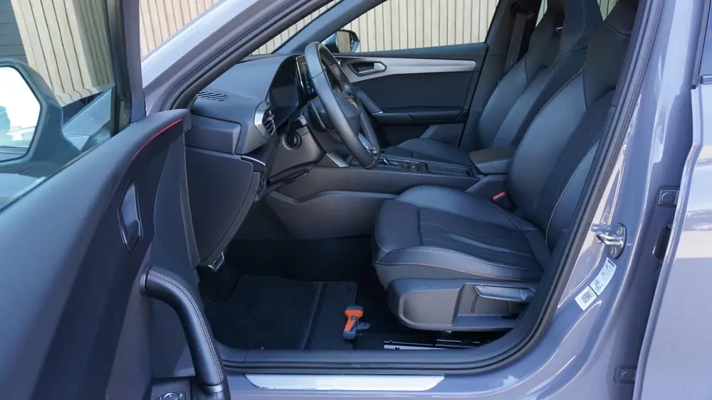 Cupra Leon 1.4 e-Hybrid 245pk VZ Copper Edition uit 2021, foto 7