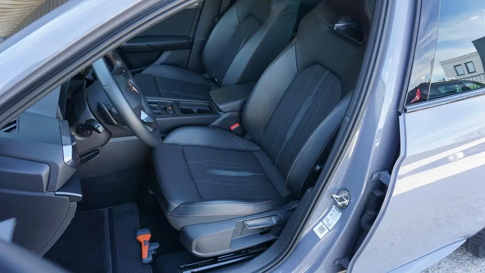 Cupra Leon 1.4 e-Hybrid 245pk VZ Copper Edition uit 2021, foto 8