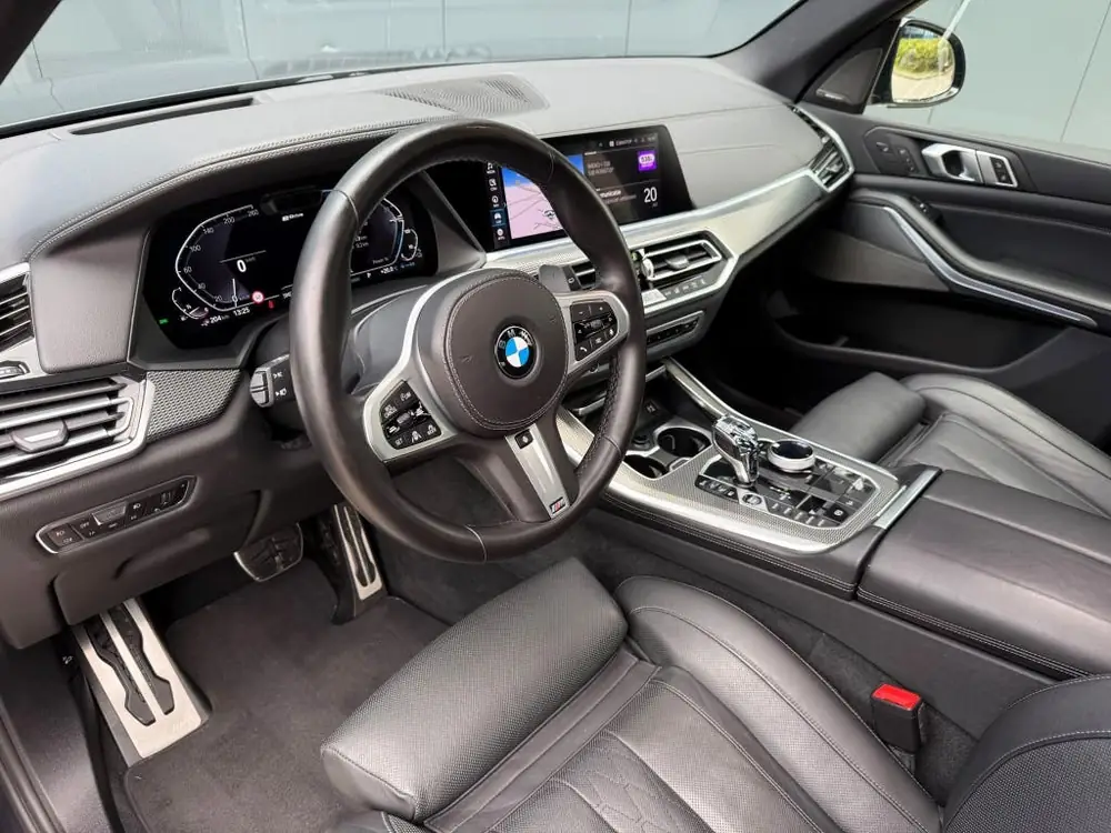 BMW X5 xDrive45e M-sport / pano / tr.hk / massage / H&K uit 2021, foto 2