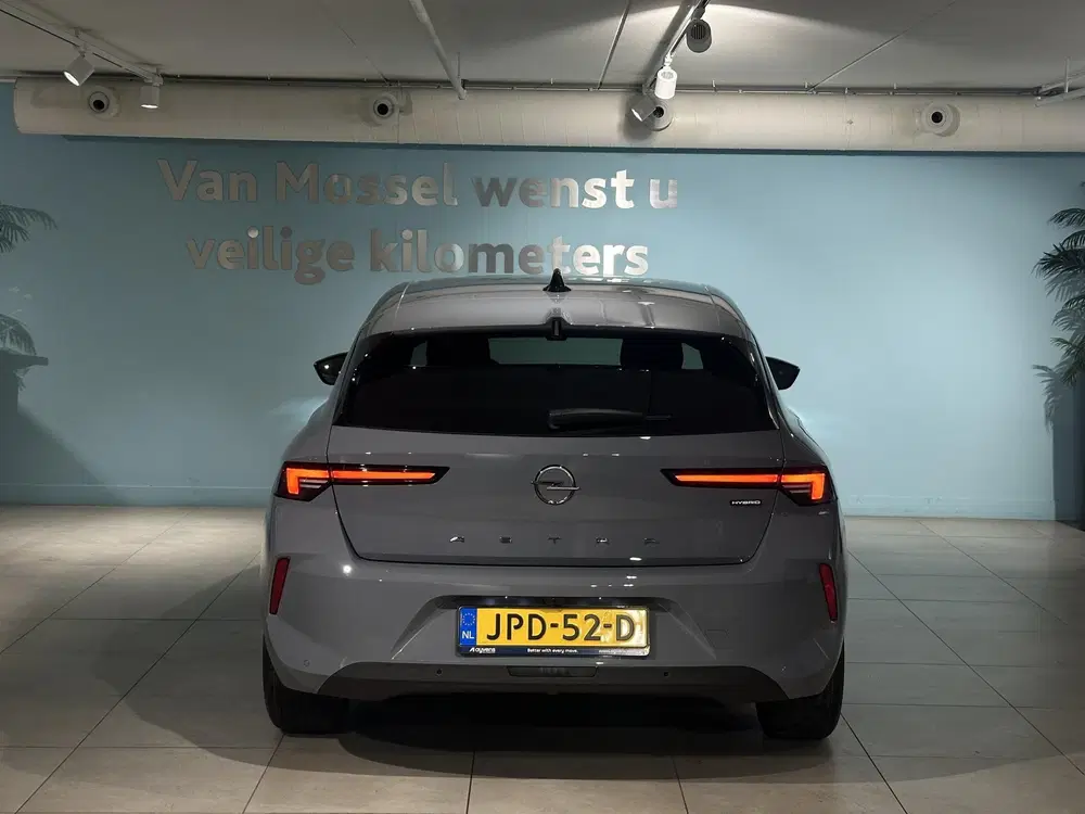 Opel Astra 1.2 Turbo Hybrid Business Edition uit 2025, foto 6