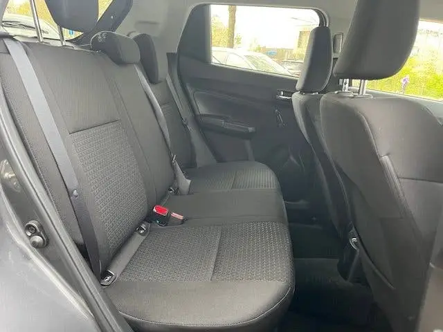 Suzuki Swift 1.2 Select Smart hybrid ADAPTIVE uit 2024, foto 6