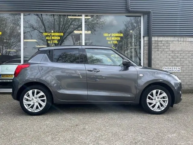 Suzuki Swift 1.2 Select Smart hybrid ADAPTIVE uit 2024, foto 7