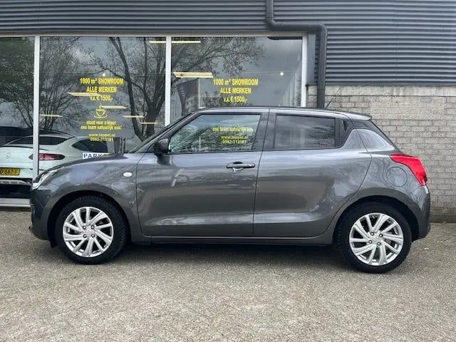 Suzuki Swift 1.2 Select Smart hybrid ADAPTIVE uit 2024, foto 9