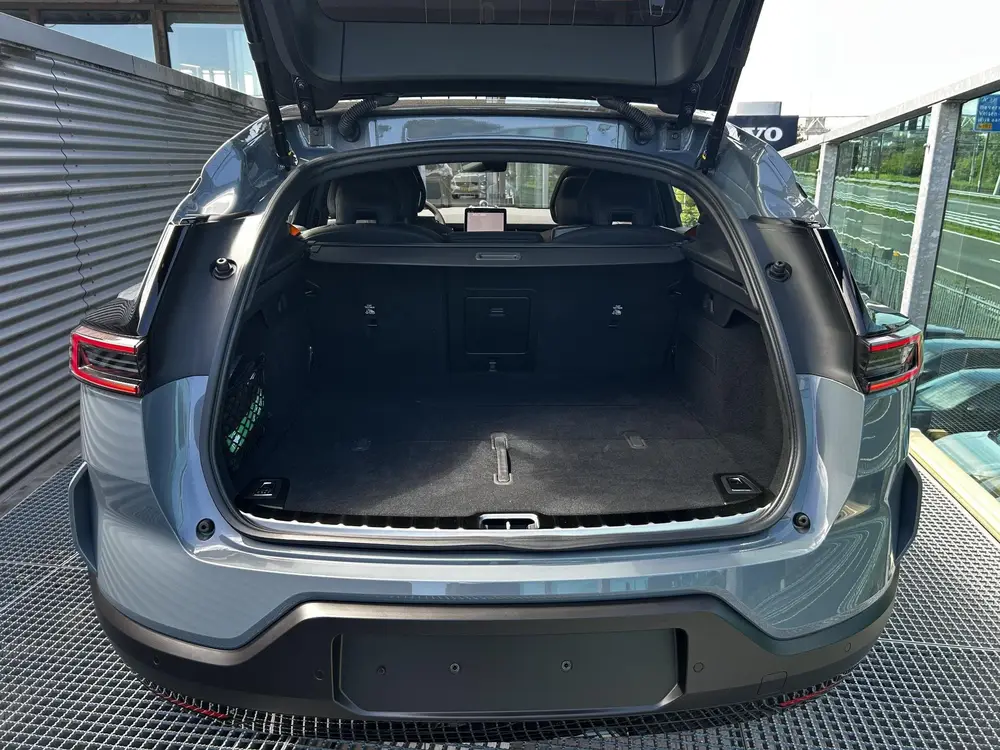 Polestar 3 Long range Dual motor Performance 111 kWh uit 2025, foto 16