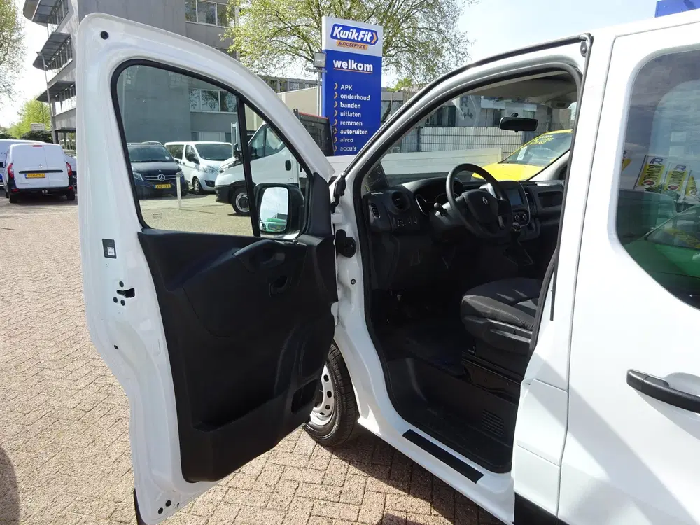 Renault Trafic 2.0 dCi 120 T29 L1H1 2 x SCHUIFDEUR AIRCO uit 2021, foto 13