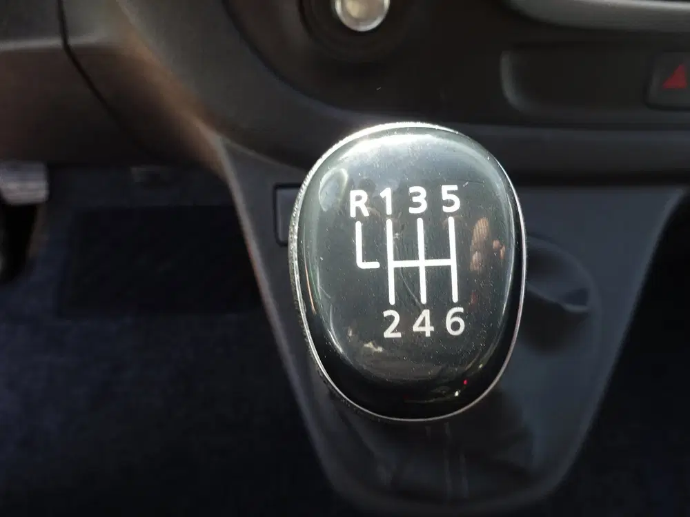 Renault Trafic 2.0 dCi 120 T29 L1H1 2 x SCHUIFDEUR AIRCO uit 2021, foto 19