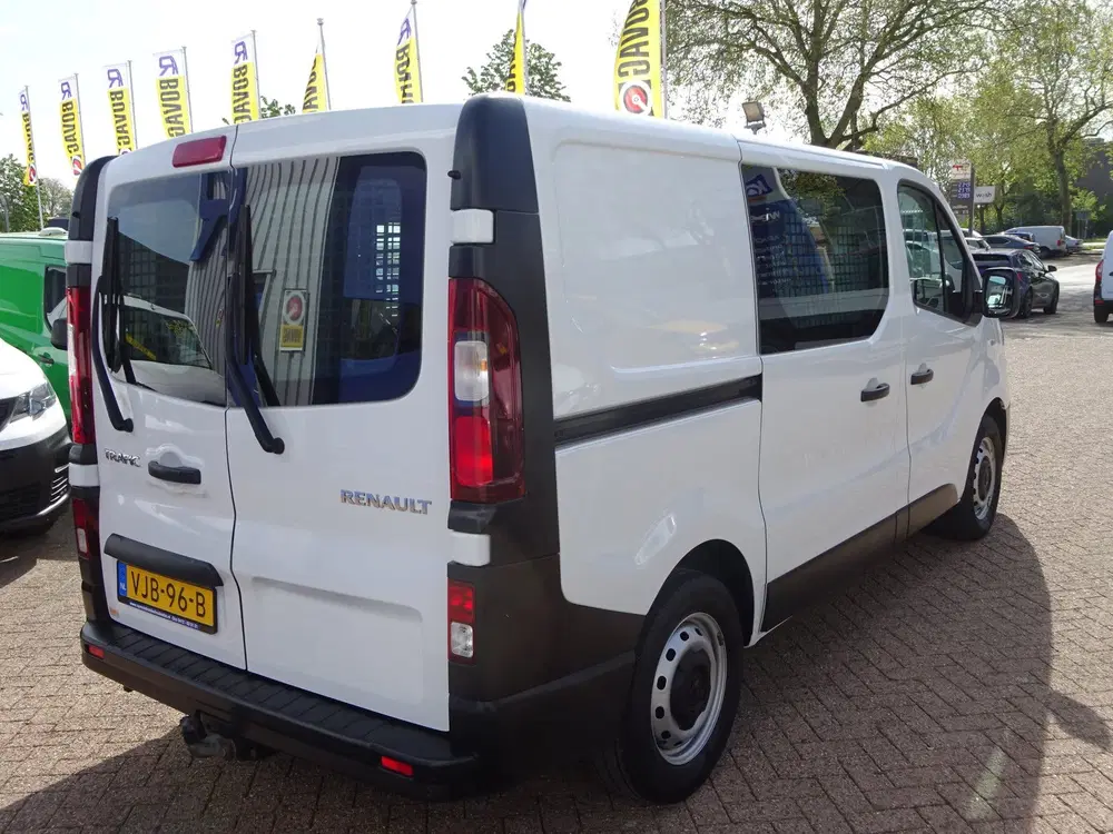 Renault Trafic 2.0 dCi 120 T29 L1H1 2 x SCHUIFDEUR AIRCO uit 2021, foto 4