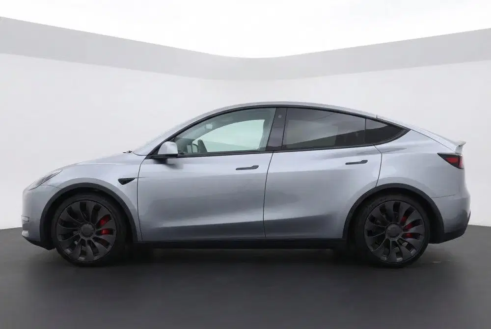 Tesla Model Y Performance AWD 75kWh 98% SOH l Autopilot uit 2024, foto 3