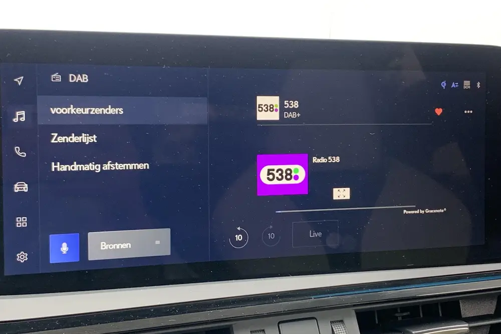 Lexus ES 300h F Sport Line uit 2023, foto 16