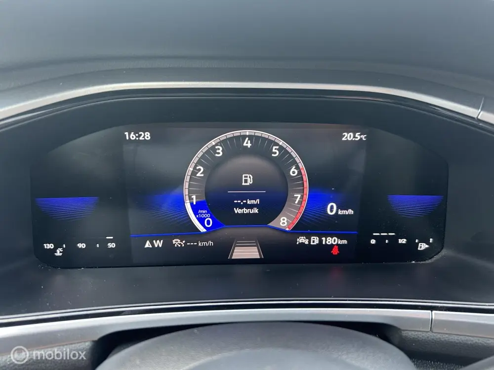Volkswagen T-Roc 1.0 TSI Life uit 2023, foto 7