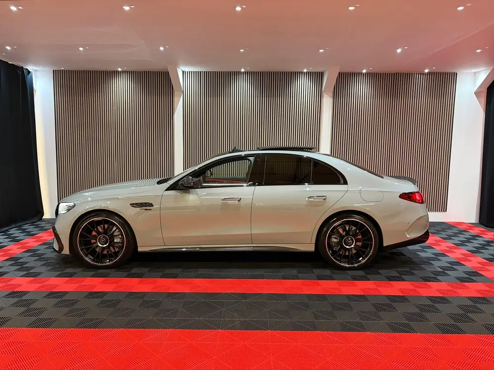 Mercedes-Benz E-klasse AMG 53 4MATIC+ Edition 1 Carbon//// uit 2025, foto 11