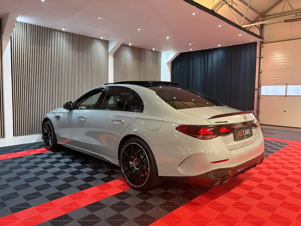 Mercedes-Benz E-klasse AMG 53 4MATIC+ Edition 1 Carbon//// uit 2025, foto 15