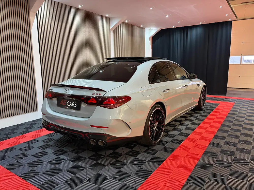 Mercedes-Benz E-klasse AMG 53 4MATIC+ Edition 1 Carbon//// uit 2025, foto 3